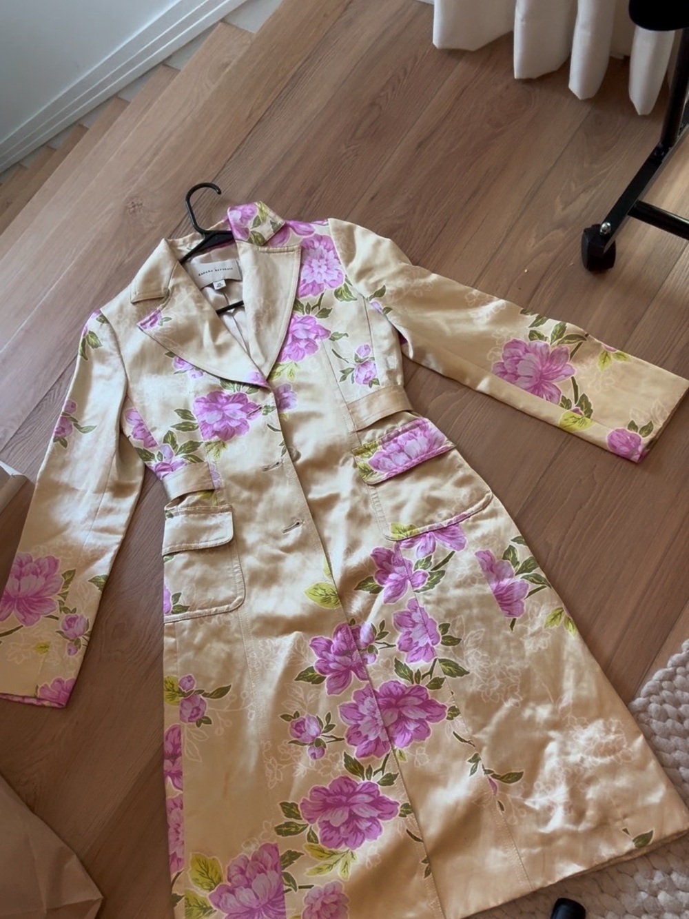 Rare vintage Floral Satin Trench Coat - Pink Floral on Cream Banana Republic